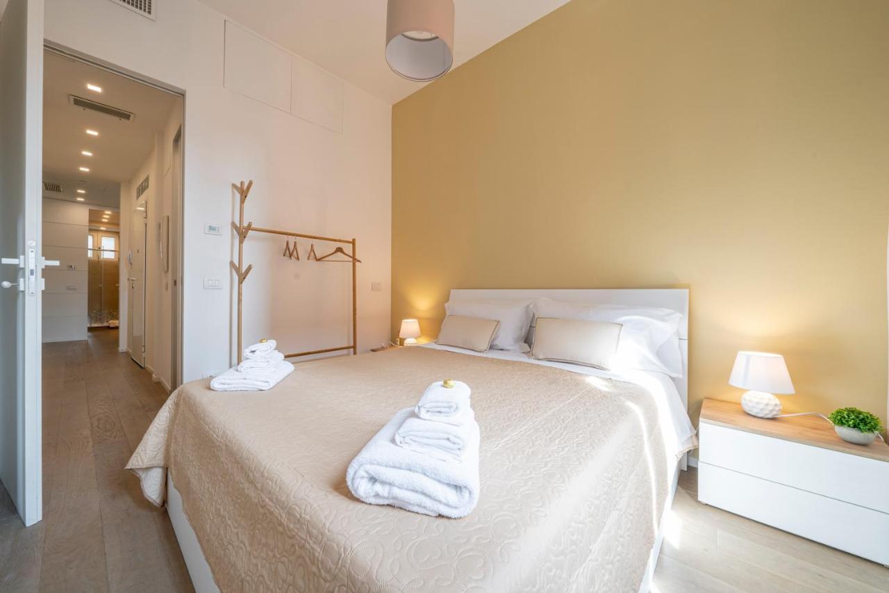 Piazza Maggiore-Luxury Apartment-Elegant Terrace Bolonia Exterior foto